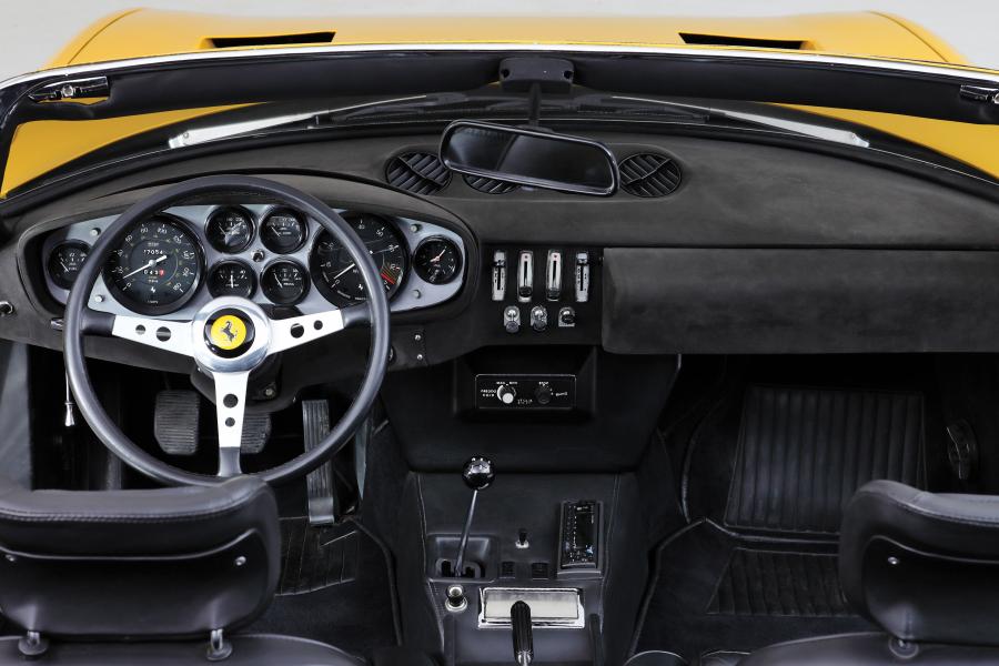 Ferrari 365 GTB/4 Daytona Spyder 1971 года  (фото 25 из 85)